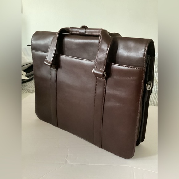 CutterBuck brown leather briefcase BRAND NEW - Picture 7 of 11